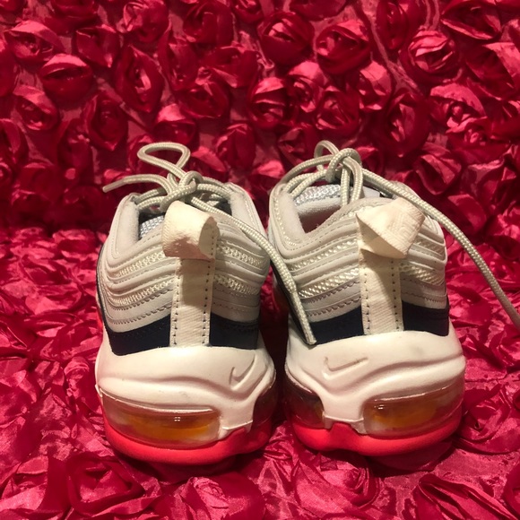 Nike Women's Air Max 97 - Picture 6 of 8
